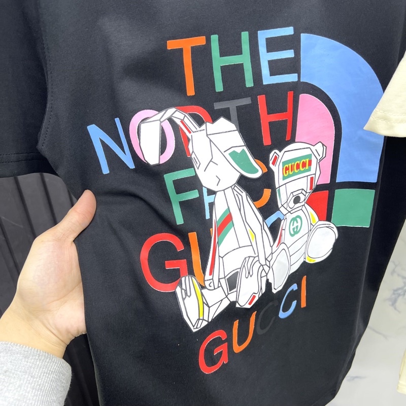 Phông GC chữ nổi pha cổ spf siêu nét - Áo phông nam chữ ngực cao cấp