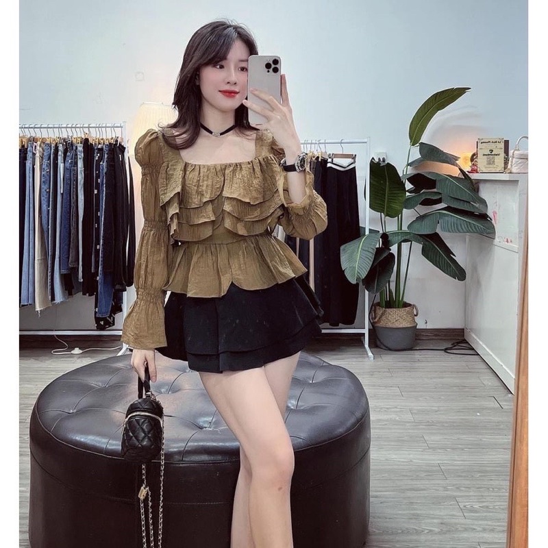 Áo voan tơ nhăn cổ vuông nhún bèo 3 tầng