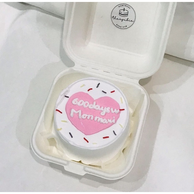 BÁNH KEM BENTO MINI SIZE 10CM HÌNH TRÁI TIM