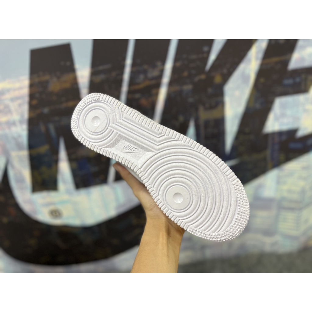 Giày Thể Thao Nike Air Force 1