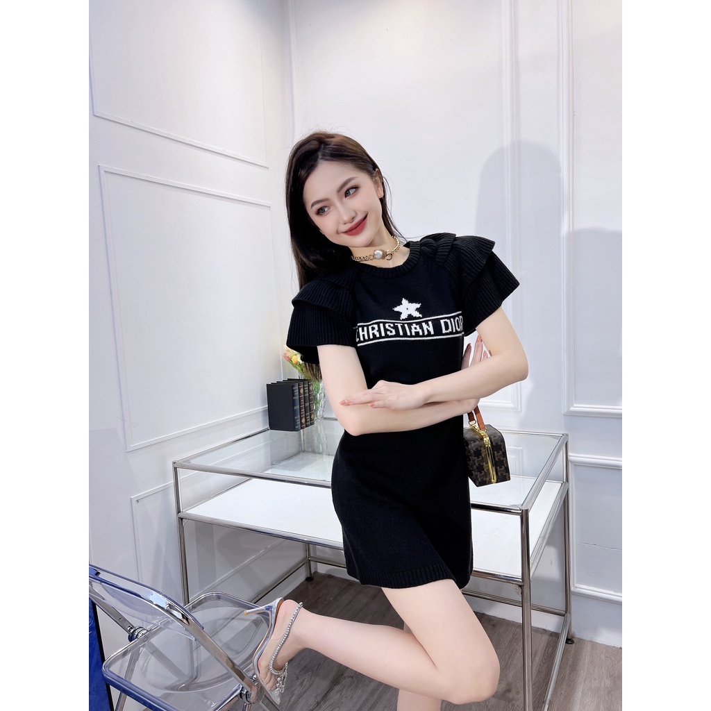 Váy len thời trang cao cấp Dior CD in họa tiết ngôi sao, thiết kế tay áo xếp layer tăng sự nữ tính