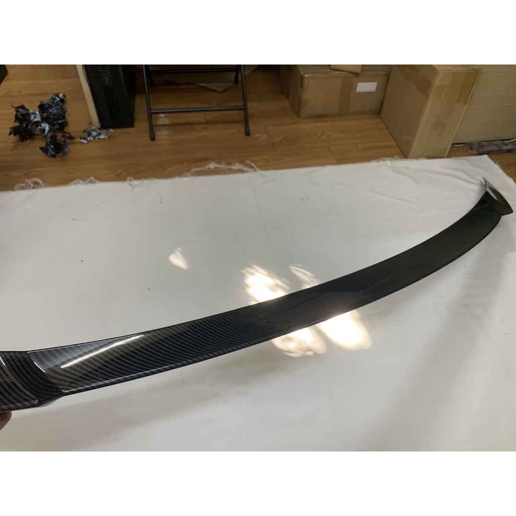 Đuôi gió liền cốp CARBON xe Huyndai Elantra 2022 - 2023, sơn sẵn vân Cacbon hàng cao cấp