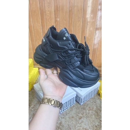 Giày thể thao nữ, giay Ullzang nâng đế Zinshoes có sẵn