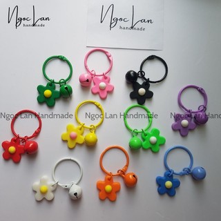 Móc khóa hoa chuông màu sắc pastel