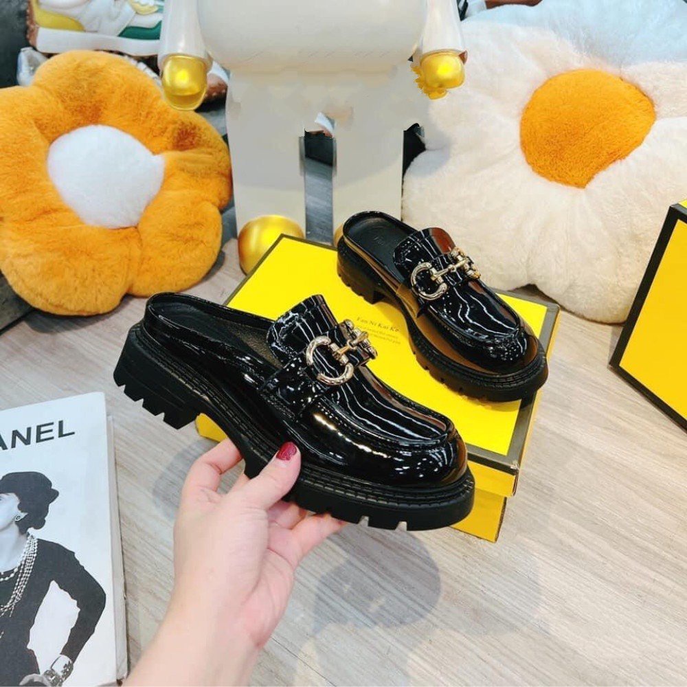 Giày Sục Nữ Kiểu Dáng Trẻ Trung Thời Trang Đế Cao 6cm