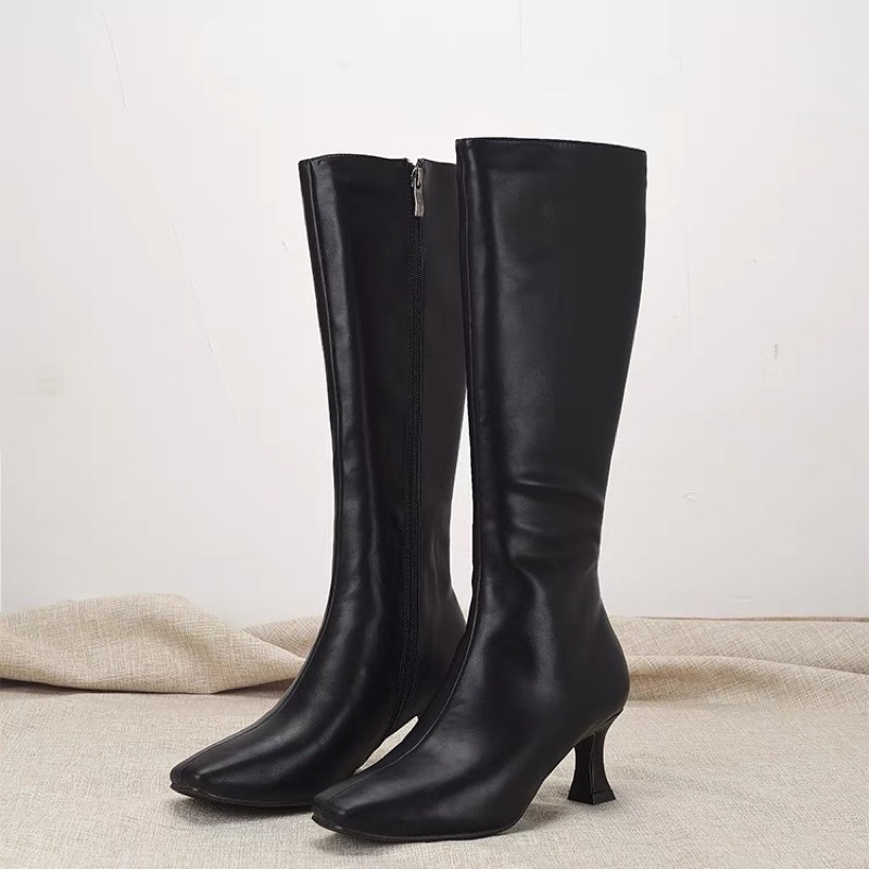 THANH LÍ CHỈ CÓ 37  BOOT DA HONGKONG XK