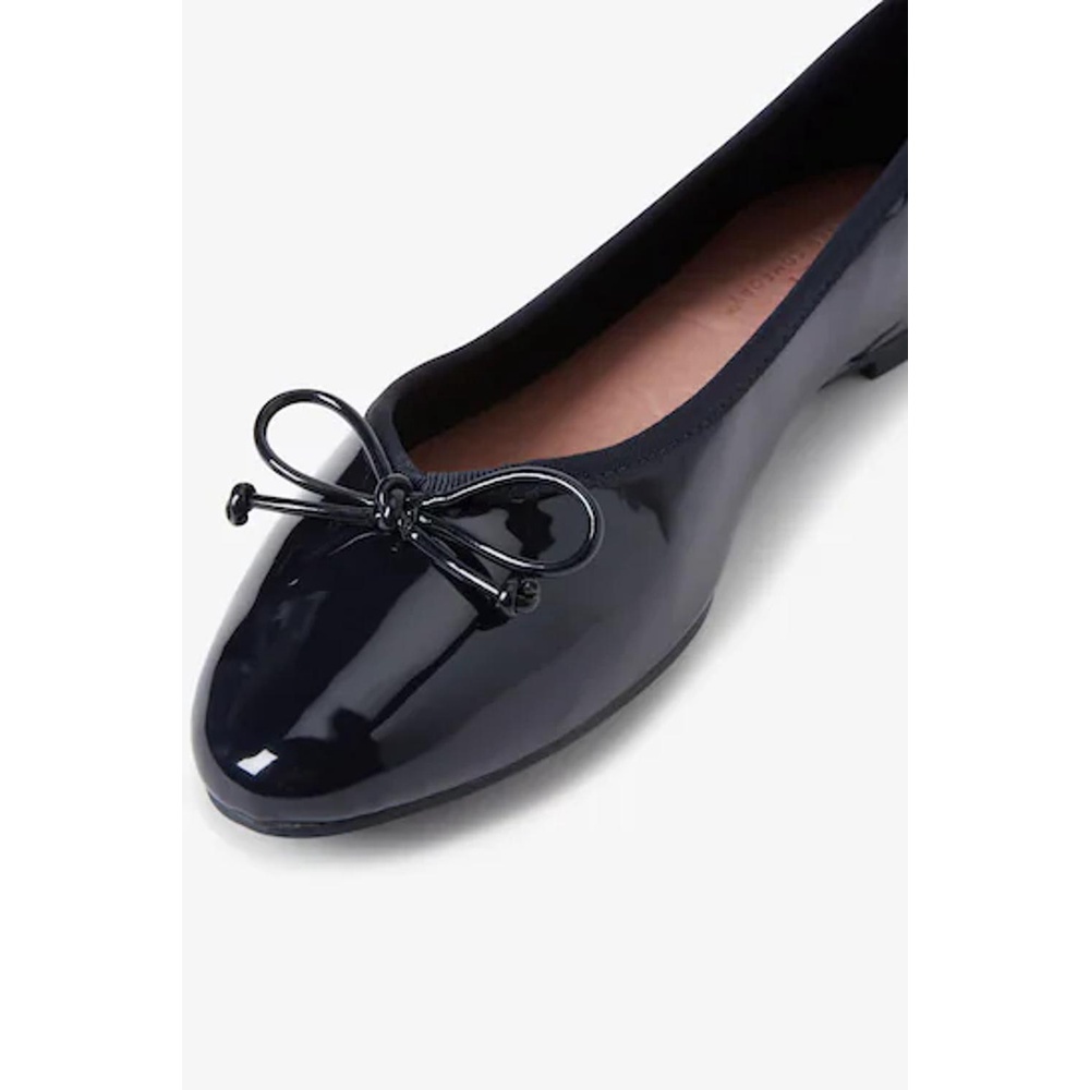 Búp bê xuất dư Next