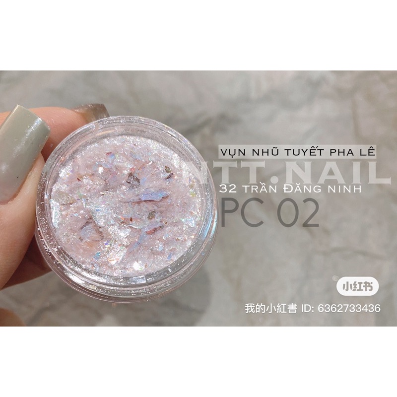 Vụn nhũ tuyết pha lê