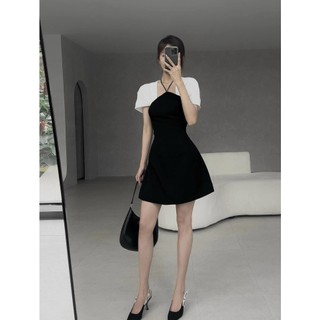Đầm xòe cổ yếm buộc dây tay phối tơ trễ vai thả một chiếc dáng dịu dàng phong cách Hàn Quốc tiểu thư