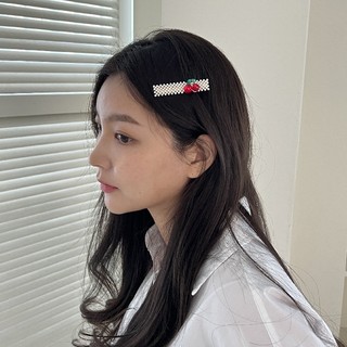 Kẹp tóc mái mỏ vịt đính đá Modleaf Cherry pin Hàn Quốc