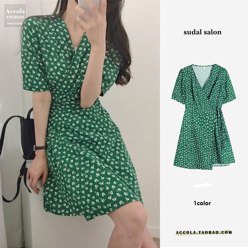 (HÀNG SẴN) Váy hoa nhí màu xanh lá cổ V thắt eo xòe ngắn điệu đà style MORAN Hàn Quốc trẻ trung-(Kèm ảnh thật tự chụp)