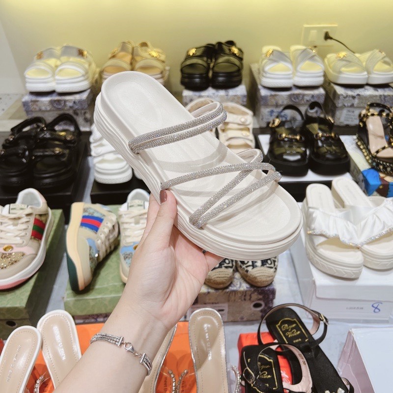 Dép Quai Dây Đính Đá, Sandal Nữ, Đế Cao 5p Phong Cách Thời Trang Dành Cho Nữ  hàng Quảng Châu