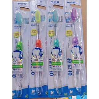 2 Bàn chải đánh răng Hàn Quốc