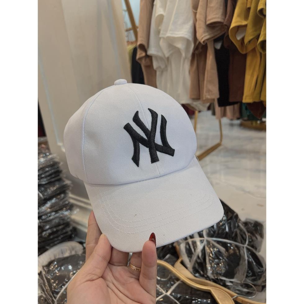 Mũ LA đen lưỡi trai, nón LA cao cấp Nam Nữ Unisex Thể Thao dành cho mọi lứa tuổi FREESIZE.