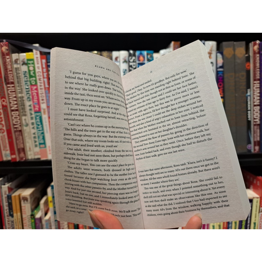 Sách - Klara And The Sun