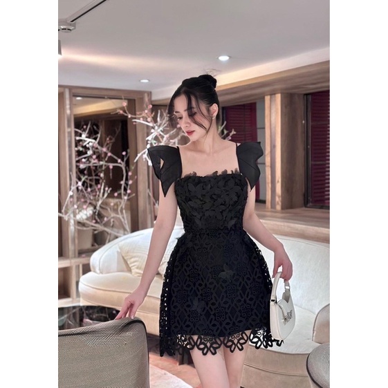 ➖Đầm suông ren thêu tay bèo phối tơ