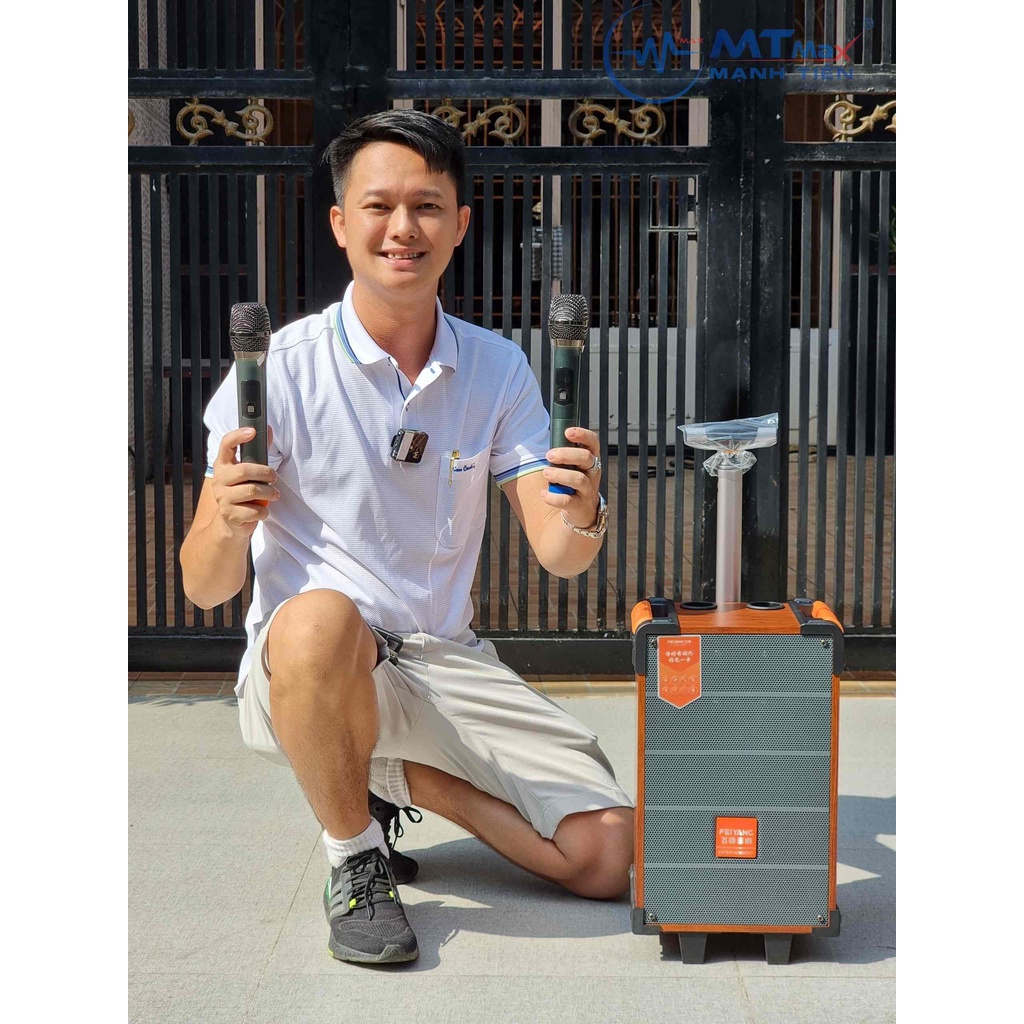 Loa kéo di động thùng gỗ QX - 0892 mini tặng kèm micro dòng loa karaoke phục vụ cho cả gia đình hoặc bạn bè