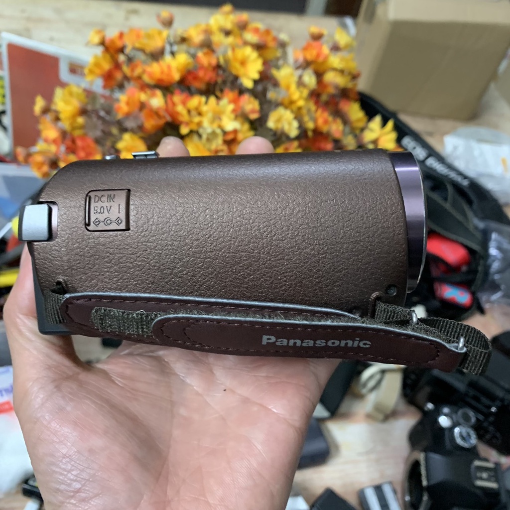 Máy quay phim Panasonic HC-W570M zoom 90X, 2 camera