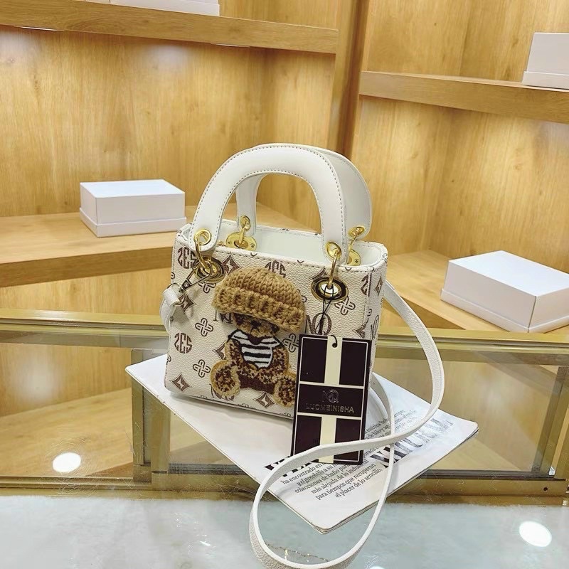 Video+Ảnh Thật) Túi Dioo Hình Gấu Đeo Vai Thời Trang Kèm Dây Dài Đeo Chéo Chất Lượng Cao Cho Nữ