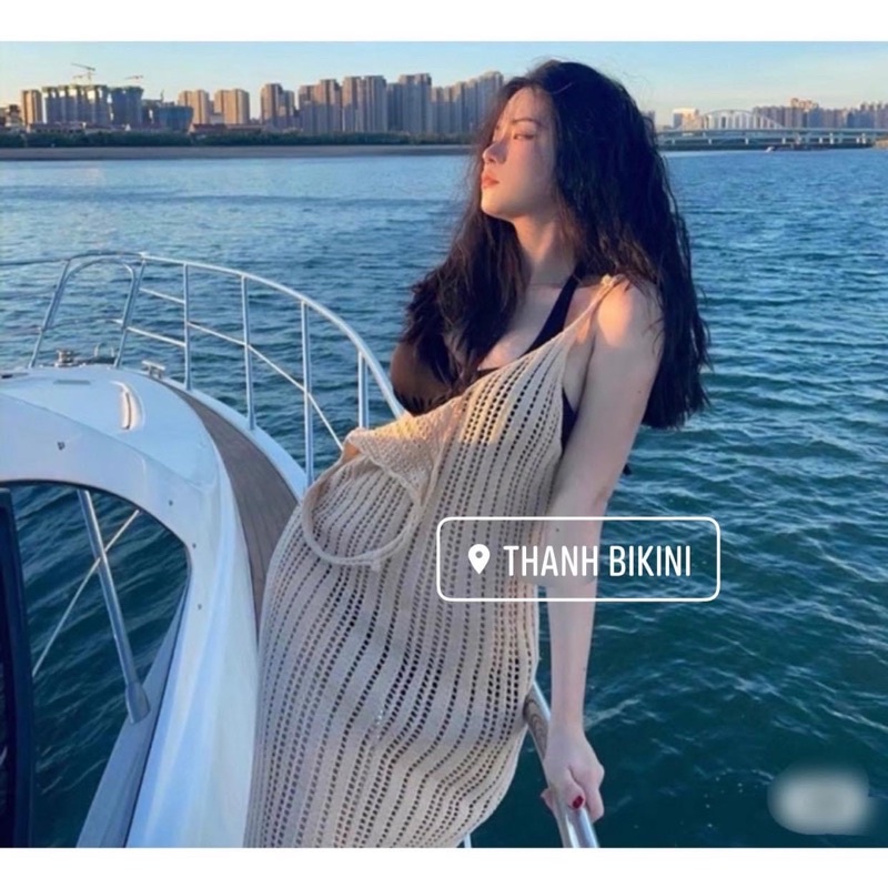 Khoác mặc ngoài bikini đi biển