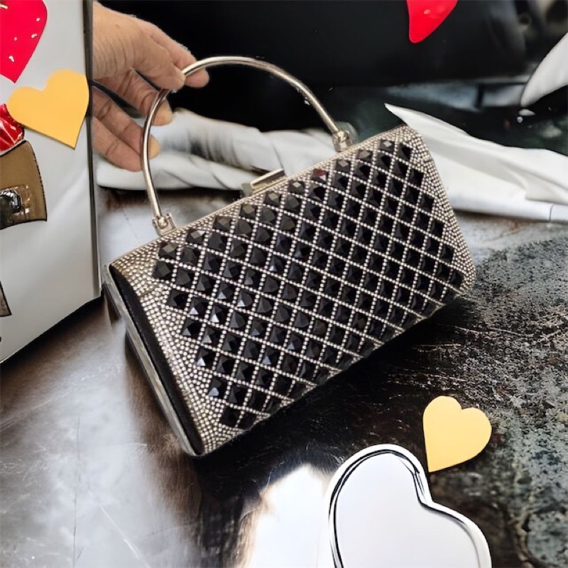 Bóp Đầm Cầm Tay Có Quai Đeo Vai Kết Hạt Thủ Công