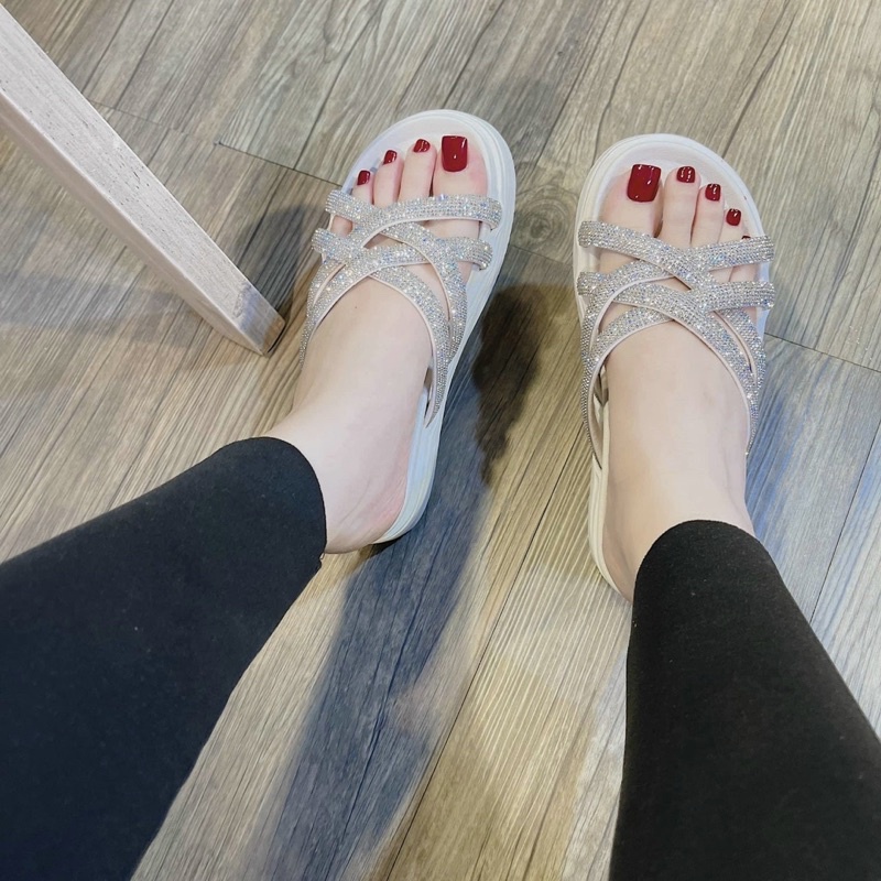 Dép Lê Quai Đá Bánh Mì