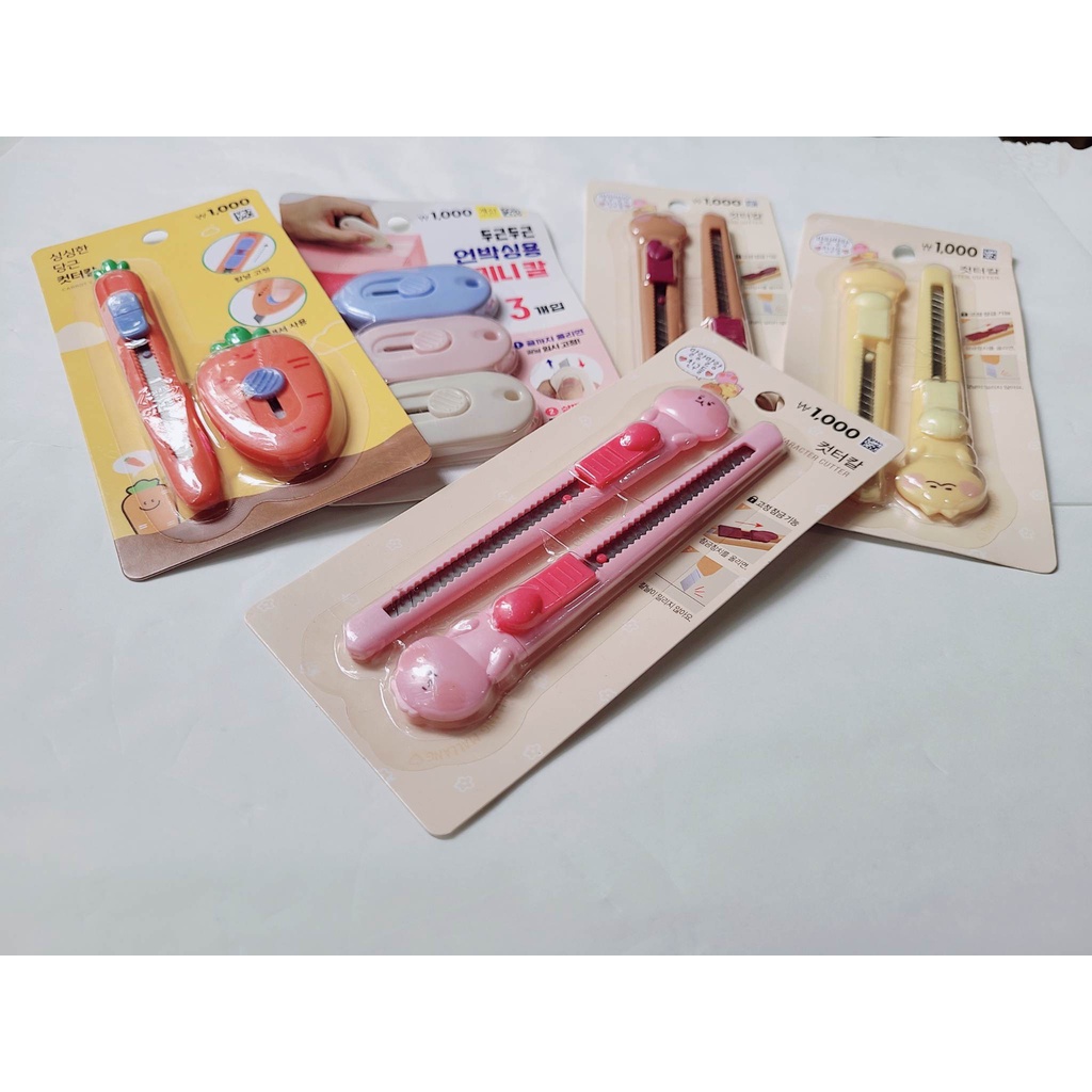|Có sẵn| Dao dọc giấy hình cuteee DAISO