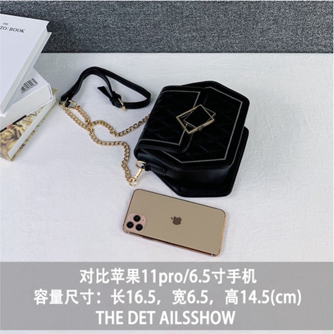 Túi xách nữ khóa gương dáng hình lục giác cực lạ hot trend mới nhất năm nay Capucha T276