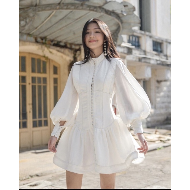 ORCHID MINI DRESS - KAIA | Đầm kiểu nữ tay phồng đính nút