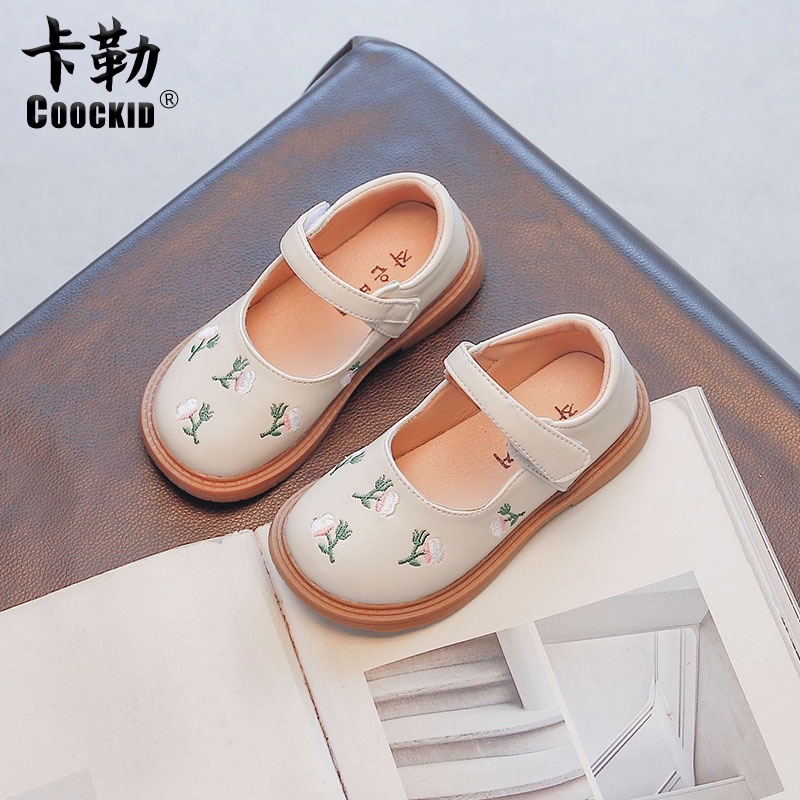 Giày Búp Bê Thêu Hoa Tone Hàn Quốc Cho Bé Gái