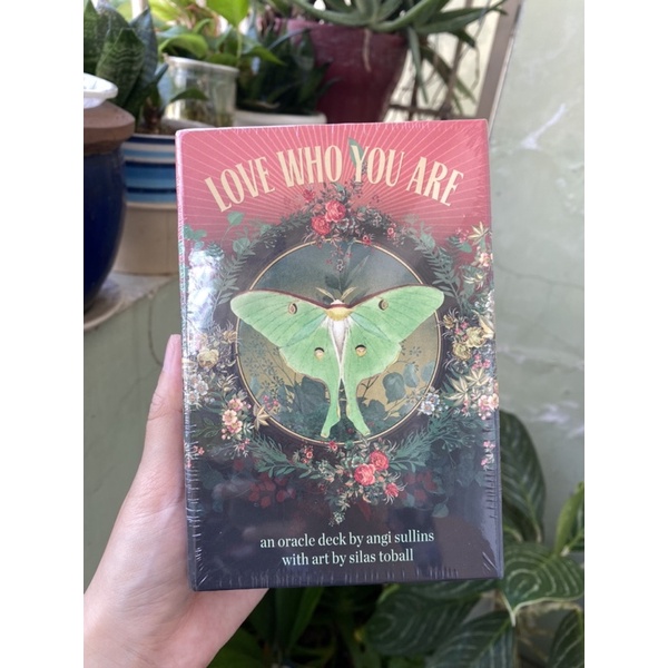 Bộ bài oracle Love Who You Are by Angi Sullins  @gocdoquyen