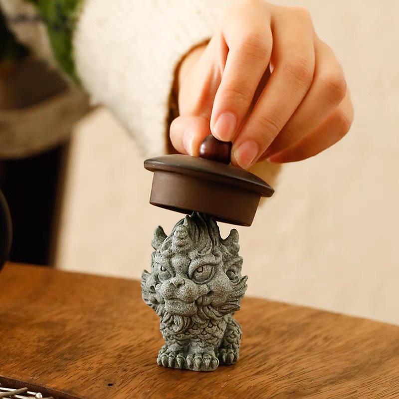 Tượng KỲ LÂN Đá Sa Thạch xanh trang trí bàn trà, lũa, bàn làm việc nhiều kích cỡ