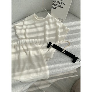SET ÁO TRẮNG CỔ TRÒN CHÂN VÁY