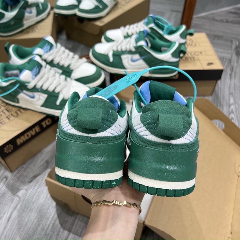 GIÀY S’B WHITE BLUE LAI AU SC