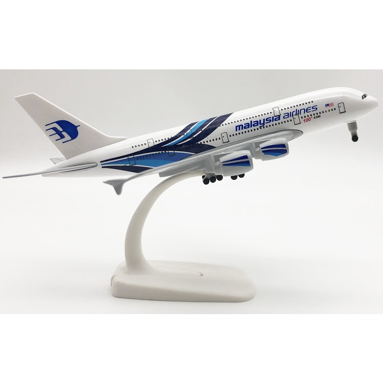 Máy bay mô hình tĩnh Airbus A380 Malaysia airlines 20cm có bánh xe