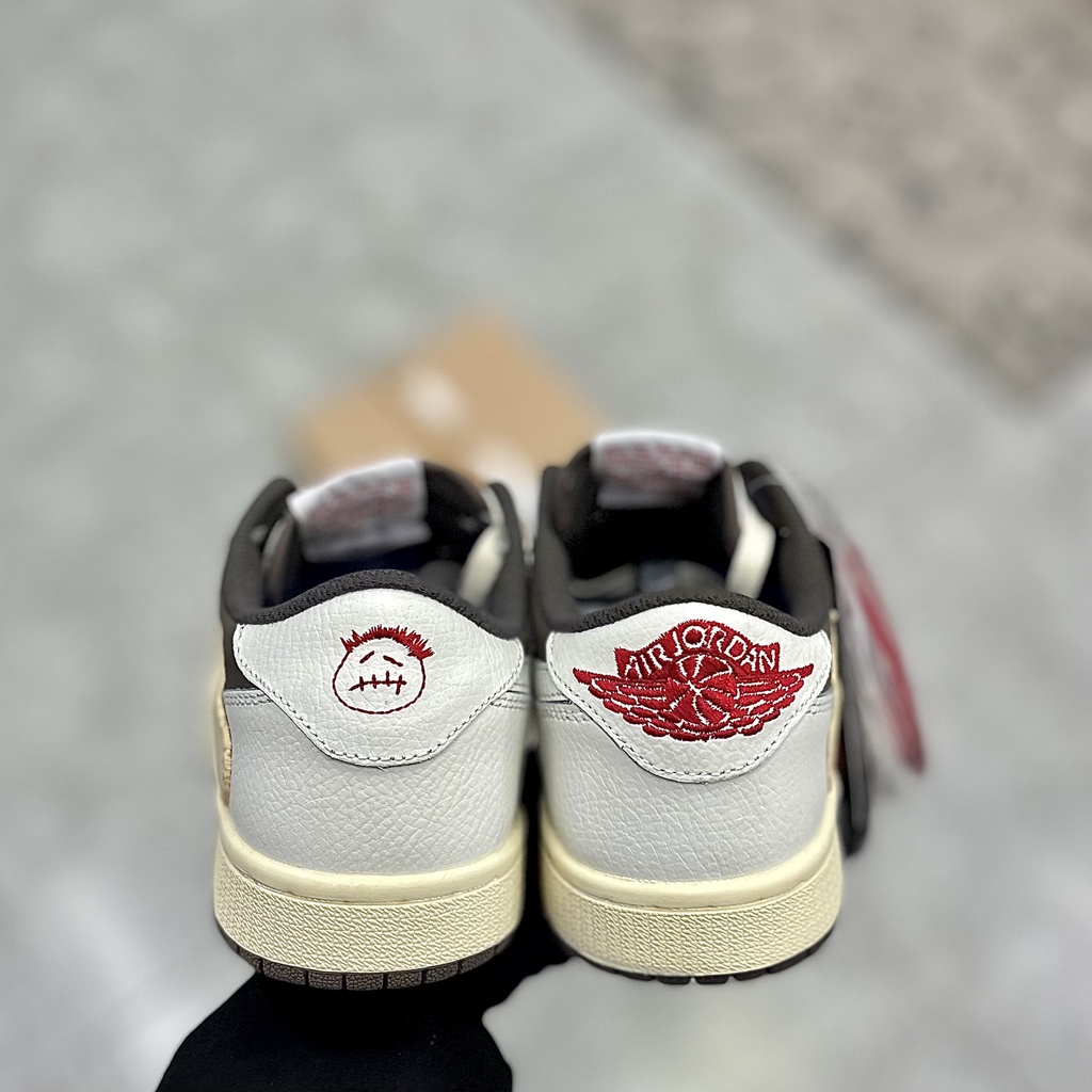 Giày thể thao sneaker JD1 Low Travist Reverse Mocha