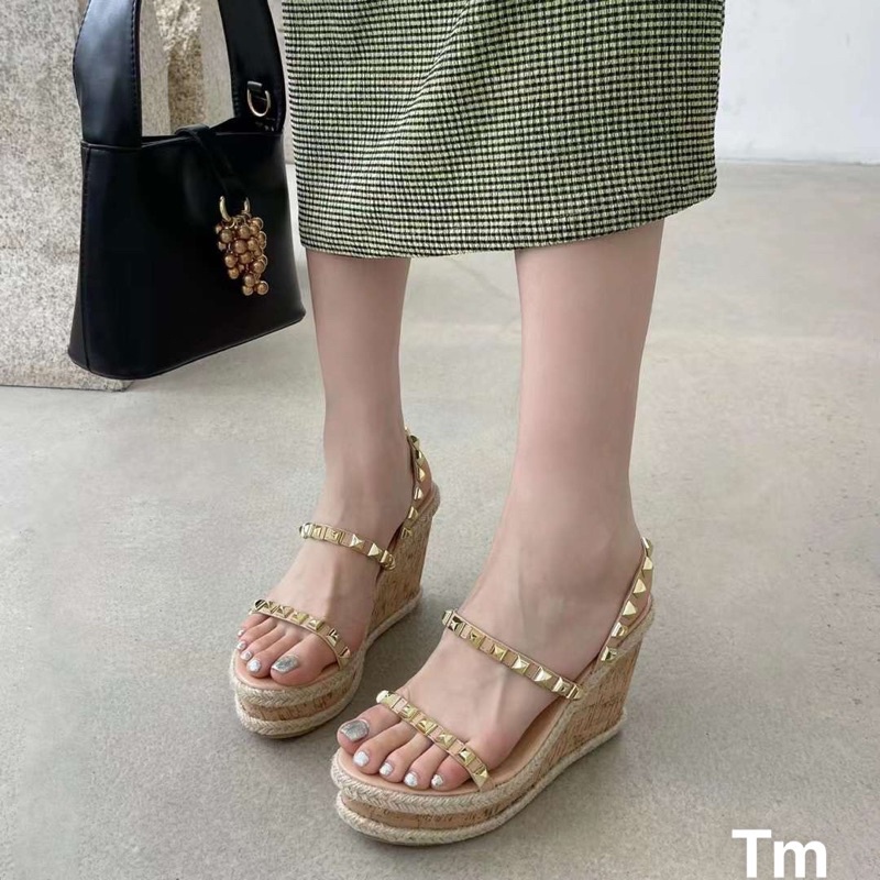 Xuồng viền đinh đế nhẹ