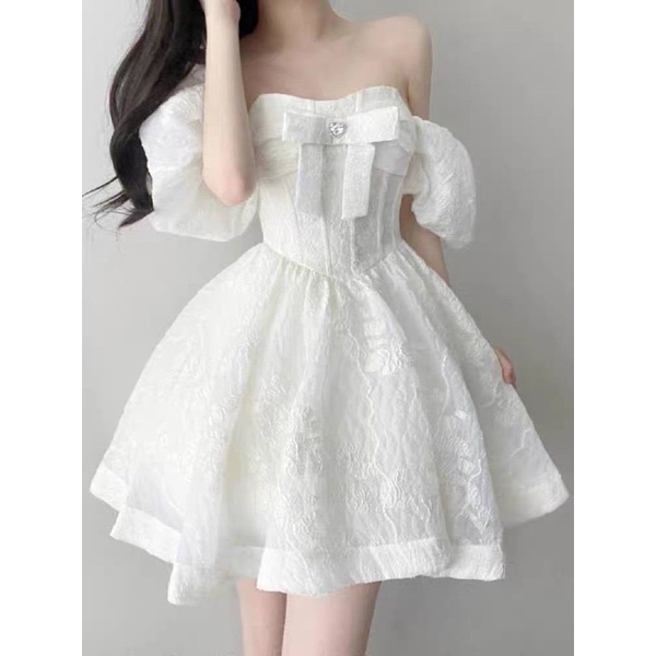 ĐẦM TRẮNG XỐP BẸT VAI NƠ NGỰC _ D341 | BigBuy360 - bigbuy360.vn