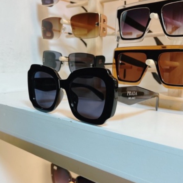 Kính Hiệu Dáng Lục Giác prada Màu Đen Prad A hot đẹp