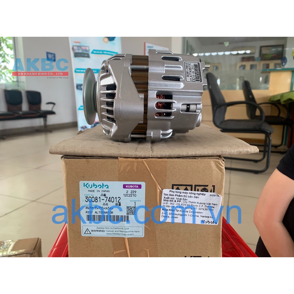 Dinamo máy kéo Kubota M9540 (3C081-74012)