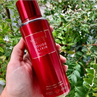 ✨ Xịt thơm Body Mist 𝐕𝐢𝐜𝐭𝐨𝐫𝐢𝐚'𝐬 𝐒𝐞𝐜𝐫𝐞𝐭 𝐑𝐨𝐮𝐠𝐞 𝐄𝐥𝐢𝐱𝐢𝐫