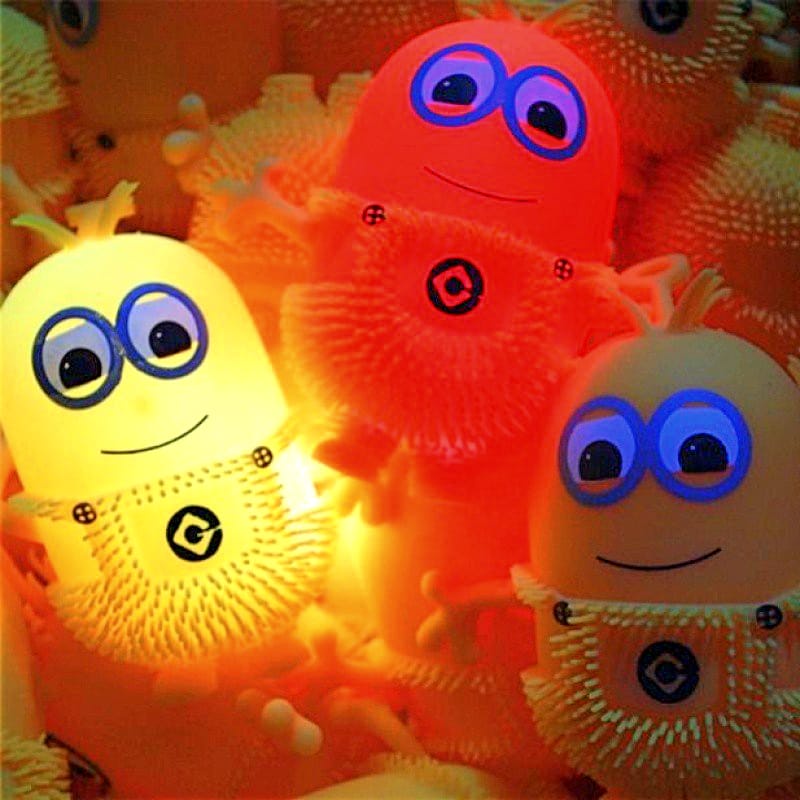 Minion phát sáng bóp dẻo đồ chơi thư dãn hoặc trang trí bàn làm việc cao cấp