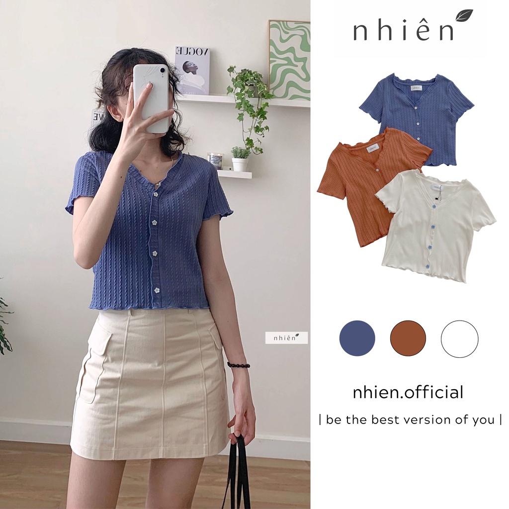 Áo thun kiểu - Áo cổ V viền bèo nút hoa nhiennhienvintage BT127