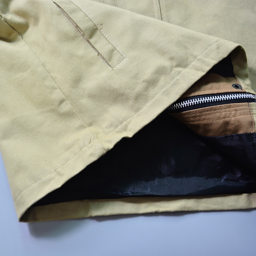 Áo Khoác Kaki Nam Có Mũ Phối Màu Trẻ Trung KATUSCO A2039, Chất Kaki 2 Lớp, Dáng Suông Rộng, Chống Nắng, Cản Gió