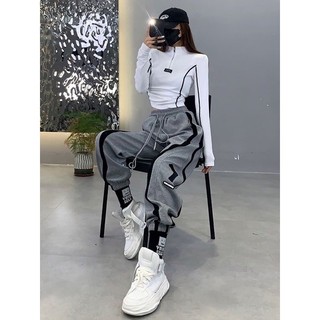set bộ thể thao nữ phong cách