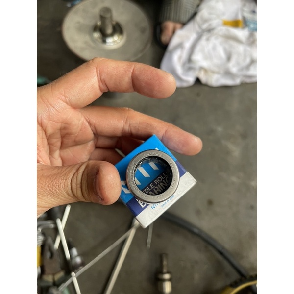 Bạc đạn buly nồi sau NTN xe tay ga Vario , Click , Air Blade , Vision ,Sh mode , Sh 150 các đời