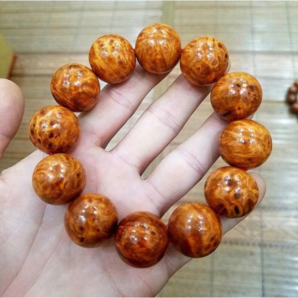 Vòng Tay Gỗ Nu Huyết Long 12mm ,  Thấu Quang Cầu Bình An - May Mắn - Tài Lộc . Tặng Kèm Hộp Gấm Cao Cấp