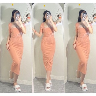 Set váy yếm kèm áo ống màu cam nhạt trẻ trung