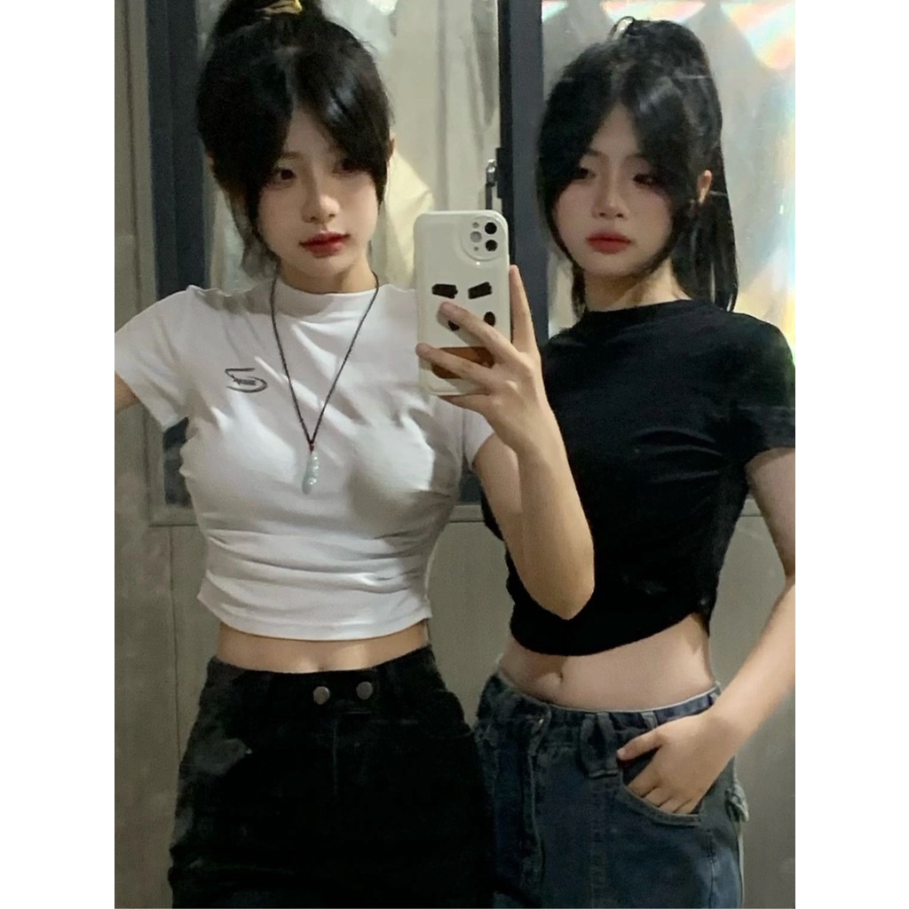 Ethelgirl Áo Croptop Tay Ngắn Cổ Tròn Thiết Kế Xếp Ly Quyến Rũ