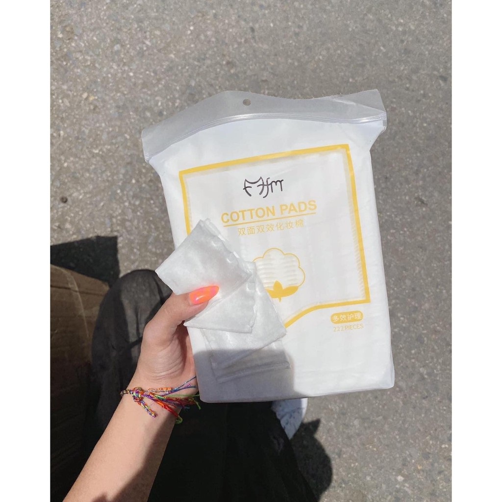 Bông tẩy trang 3 lớp Cotton Pads 222 miếng